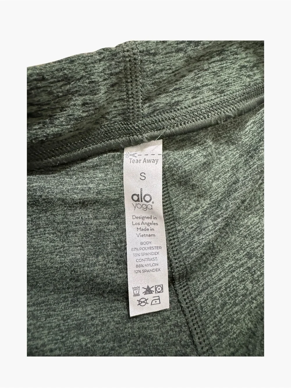 ALO YOGA | Alosoft Flow High Waist Legging in Hunter Heather Green, Size Small